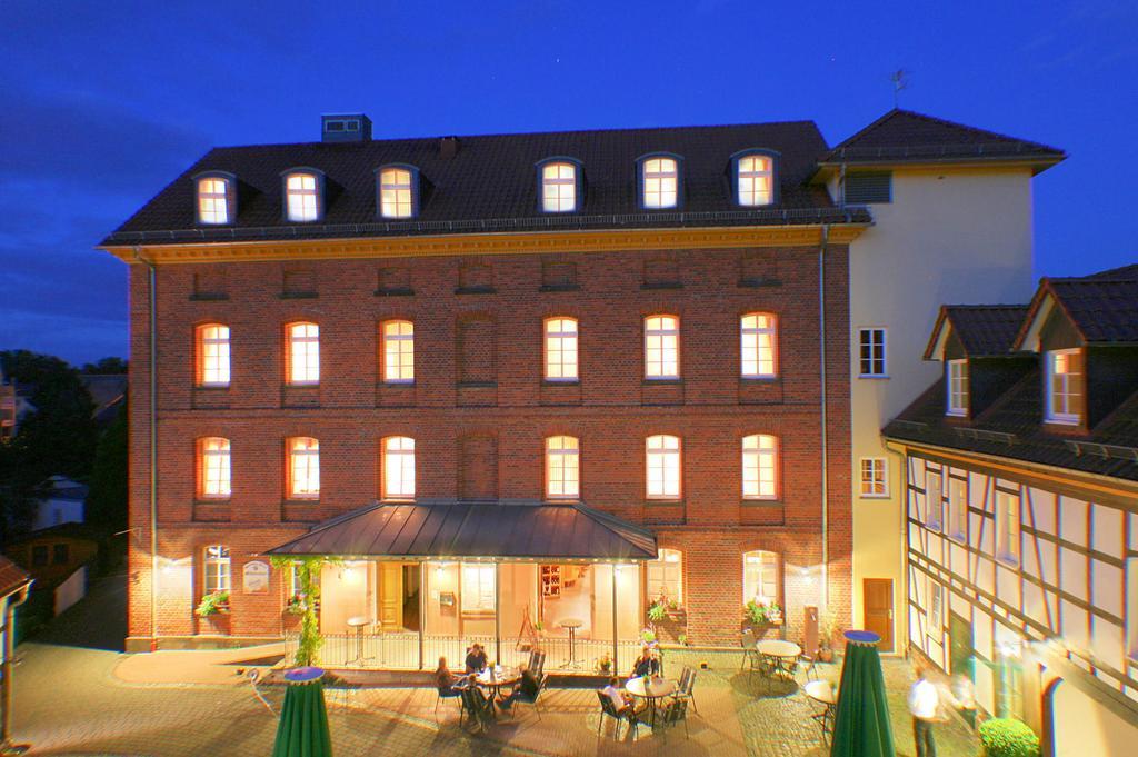 Hotel Muehlenhof Lollar Exterior photo